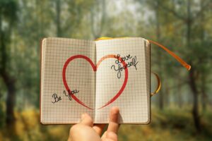 Self Love Heart Diary Hand Keep  - geralt / Pixabay